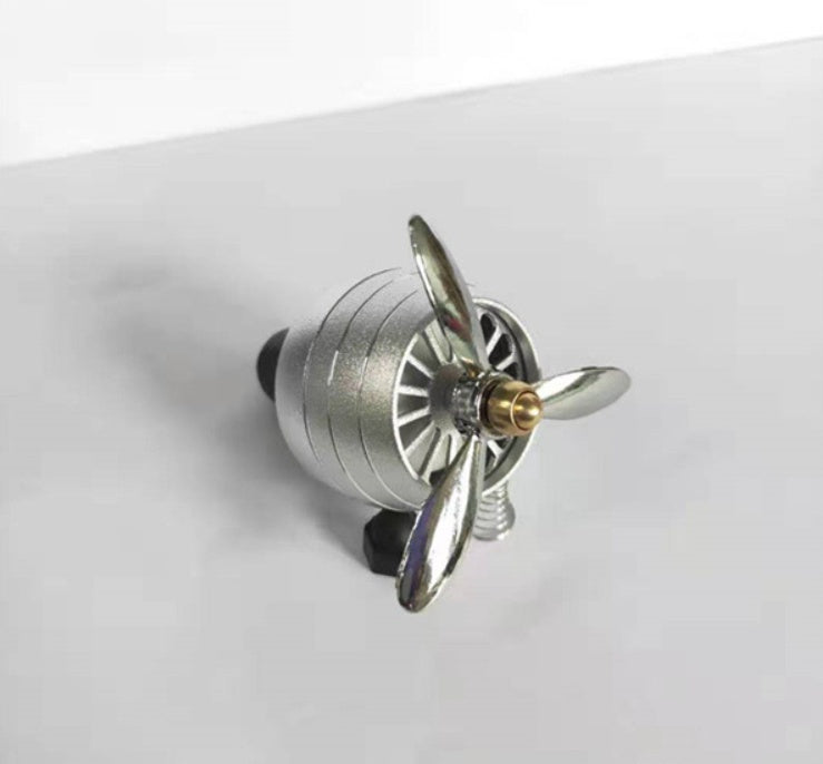 Car accessories car aromatherapy aluminum alloy perfume with propeller design.