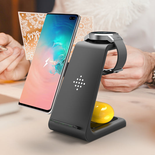 3 In 1 Fast Charging Station Wireless Charger Stand Wireless Quick Charge Dock For Phone Holder with phone and smartwatch.